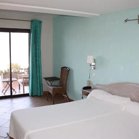 Castel D'orcino Hotel 4*