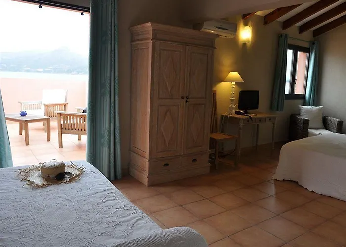 Castel D'orcino Hotel 4*