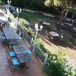 卡斯特尔欧西诺酒店 酒店 4*